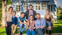 «Bonusfamilie (2019)» — обои к сериалу #1