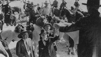 «Скачущие перекати-поле (1935)» — обои к фильму #1