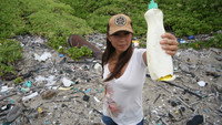 «Plastic Paradise: The Great Pacific Garbage Patch (2013)» — обои к фильму #1