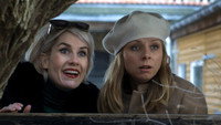 «Спит ли Долли на спине? (2012)» — обои к фильму #2