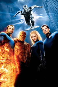 Постер фильма «Фантастическая четверка: Вторжение Серебряного серфера (2007)» — (18 из 45)