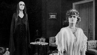 «Хильда Уоррен и смерть (1917)» — обои к фильму #2