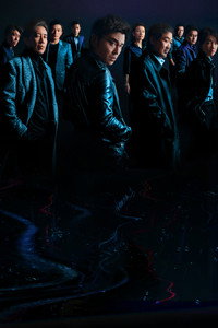 Постер фильма «Под светом (2023)» — (1 из 5)