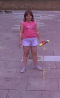 Imagem do Filme Useless Is Blood