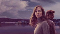 Обои к сериалу «Последнее, что он сказал мне (2023)» — (26 из 64)