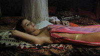 «Девушка в золотых трусиках (1980)» — обои к фильму #5