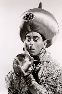 Постер фильма «Али-баба едет в город (1937)» — (2 из 8)