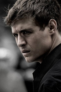 Постер сериала «Кондор (2018-2020)» — (1 из 9)