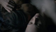 Обои к фильму «Ниже её губ (2016)» — (19 из 24)