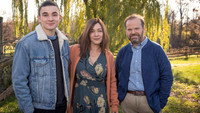 «Le bonheur (2022)» — обои к сериалу #3