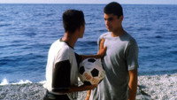 «Я предпочитаю шум моря (2000)» — обои к фильму #1