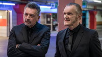 Обои к фильму «Шуба из медведя (2019)» — (12 из 23)