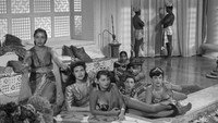 «Это был он... да! да! (1951)» — обои к фильму #7