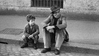 «Похитители велосипедов (1948)» — обои к фильму #3