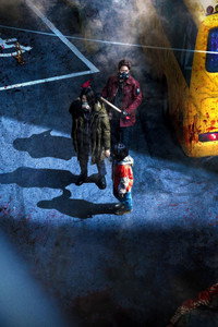 Постер сериала «Тёмная дыра (2021)» — (4 из 7)