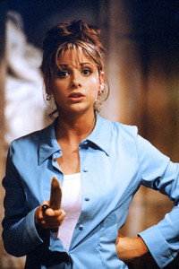 Постер сериала «Баффи — истребительница вампиров (1997-2003)» — (51 из 179)
