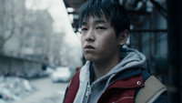 Обои к фильму «Слон сидит спокойно (2018)» — (71 из 115)