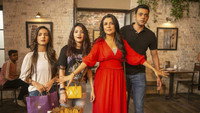 «Mind the Malhotras (2019)» — обои к сериалу #1