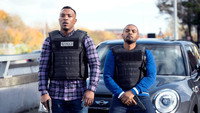 «Пуленепробиваемые (2018 - 2021)» — обои к сериалу #1