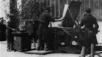 «Intérieur d'une imprimerie (tirage d'une épreuve) (1899)» — обои к фильму #1
