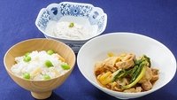 Rikas TOKYO CUISINE Edamame Rice & Steamed Pork, Chicken and Celery
