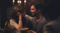 «Любовь на троих (2019)» — обои к фильму #5
