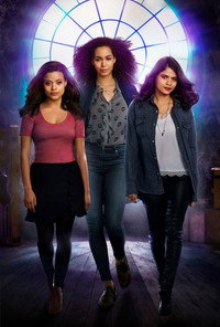 Постер сериала «Зачарованные (2018-2022)» — (19 из 41)