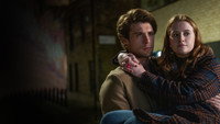 Обои к сериалу «Экстраординарная (2023-2024)» — (12 из 26)