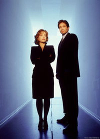 Постер сериала «Секретные материалы (2015 - 2018)» — (16 из 373)