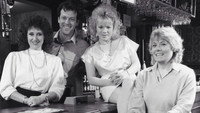 Обои к сериалу «Жители Ист-Энда (1985-2022)» — (12 из 72)