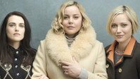 «Тайные дела подружек невесты (2019)» — обои к сериалу #1