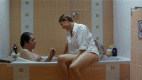«Только между нами (2010)» — обои к фильму #1