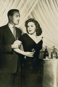Постер фильма «Катастрофа: История женщины (1947)» — (1 из 12)