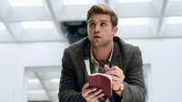 Обои к сериалу «Опасные числа (2025)» — (12 из 46)
