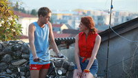 «Цирк «Колумбия» (2010)» — обои к фильму #1