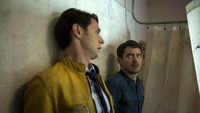 «Детективное агентство Дирка Джентли (2016-2017)» — обои к сериалу #2