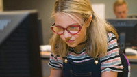 «Girl Wired (2019)» — обои к фильму #1