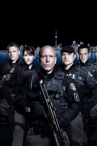 Постер сериала «Горячая точка (2008 - 2012)» — (6 из 20)