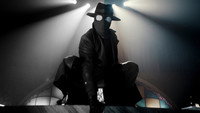 Обои к сериалу «Паук-Нуар (2026)» — (54 из 134)