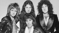 «Queen: Mercury Rising (2011)» — обои к фильму #1
