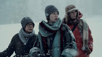 Обои к сериалу «Девять совсем незнакомых людей (2021)» — (22 из 55)