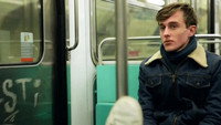 «Маленький мальчик-гей, Христос мёртв (2012)» — обои к фильму #5