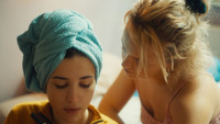 «Roomies (2022)» — обои к сериалу #1