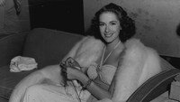 «Two Latins from Manhattan (1941)» — обои к фильму #1