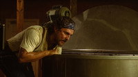 Обои к фильму «Гнев улья (2025)» — (12 из 54)