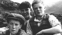 «Однажды лунной ночью (1991)» — обои к фильму #2