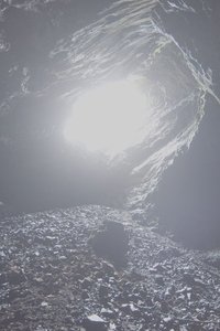 Imagem do Filme White Hole (Part 1)