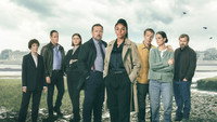 Обои к сериалу «Убийство в заливе (2019)» — (16 из 26)