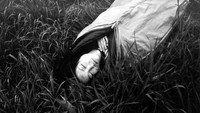 «Дыра в небе (2001)» — обои к фильму #1