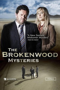 Постер сериала «Тайны Броукенвуда (2014)» — (9 из 27)